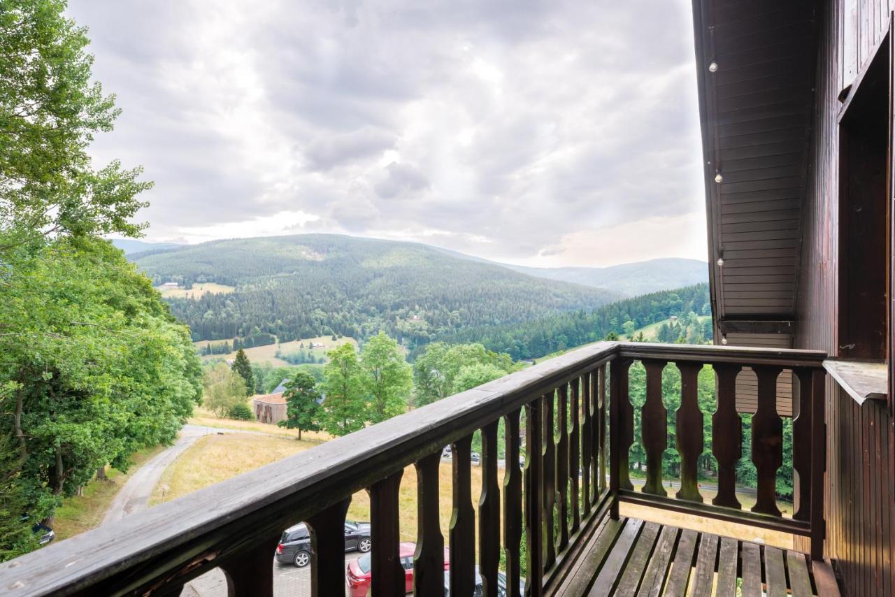Svycarska Bouda Hotel Špindlerŭv Mlýn Kültér fotó
