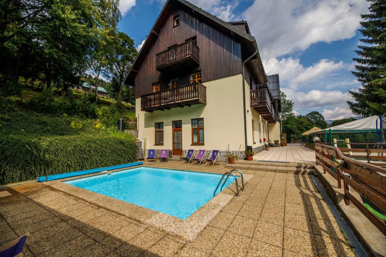 Svycarska Bouda Hotel Špindlerŭv Mlýn Kültér fotó