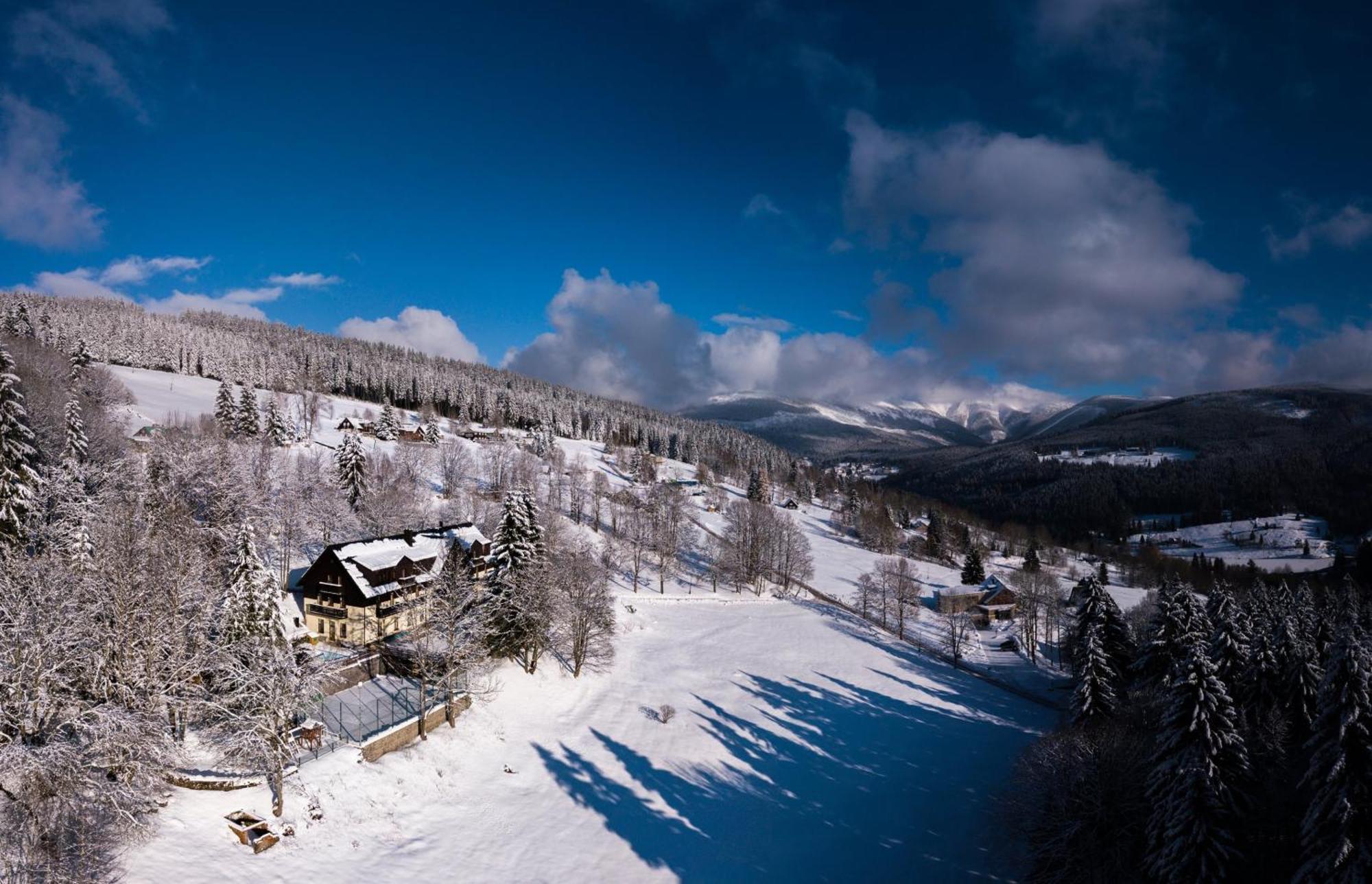 Svycarska Bouda Hotel Špindlerŭv Mlýn Kültér fotó